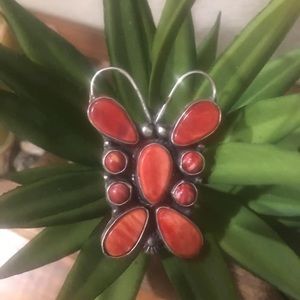 Beautiful Signed Spiny Oyster Butterfly Ring